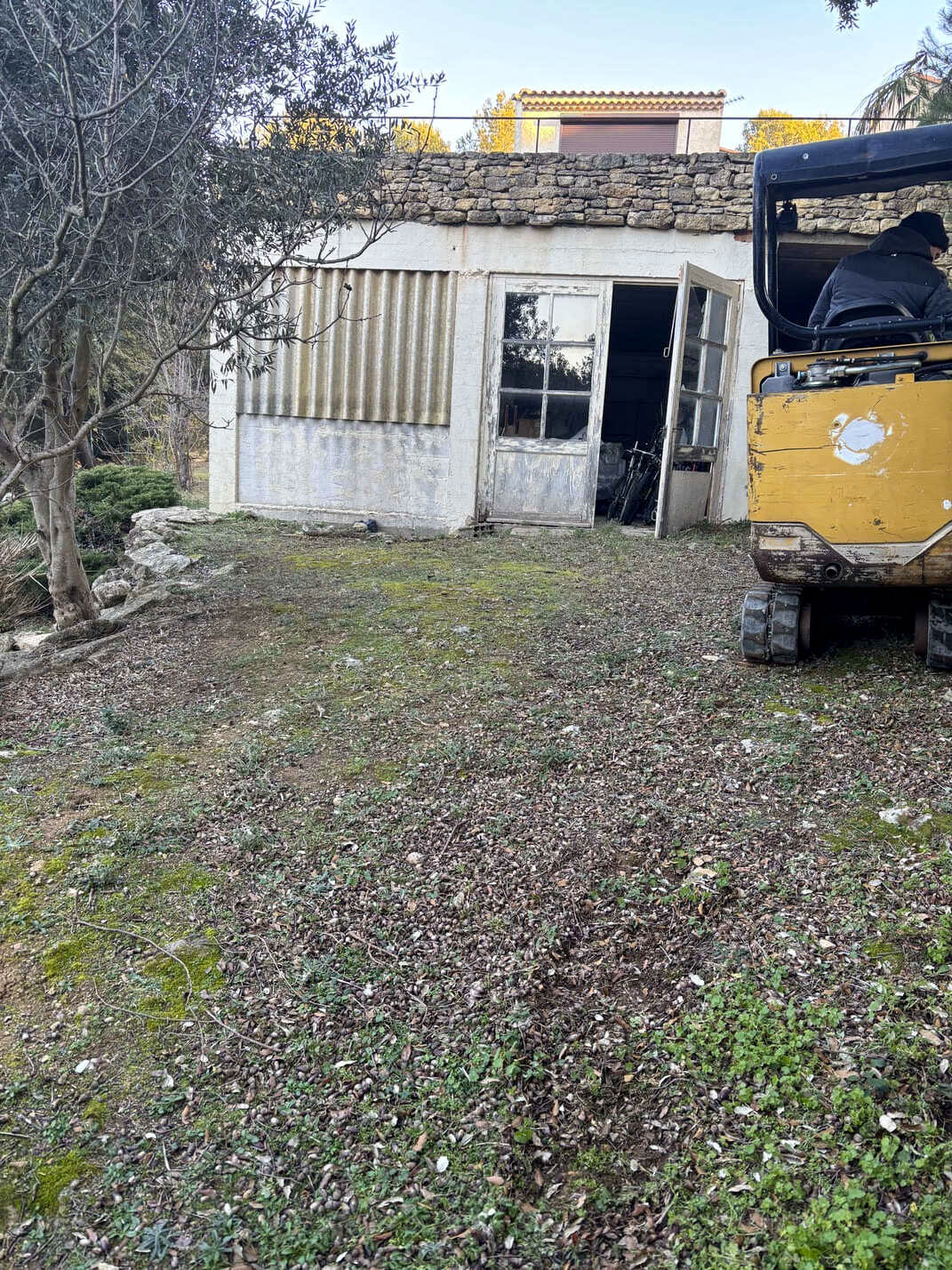 Mini-pelle Sud Assainissement Travaux en terrassement à Cornillon-Confoux